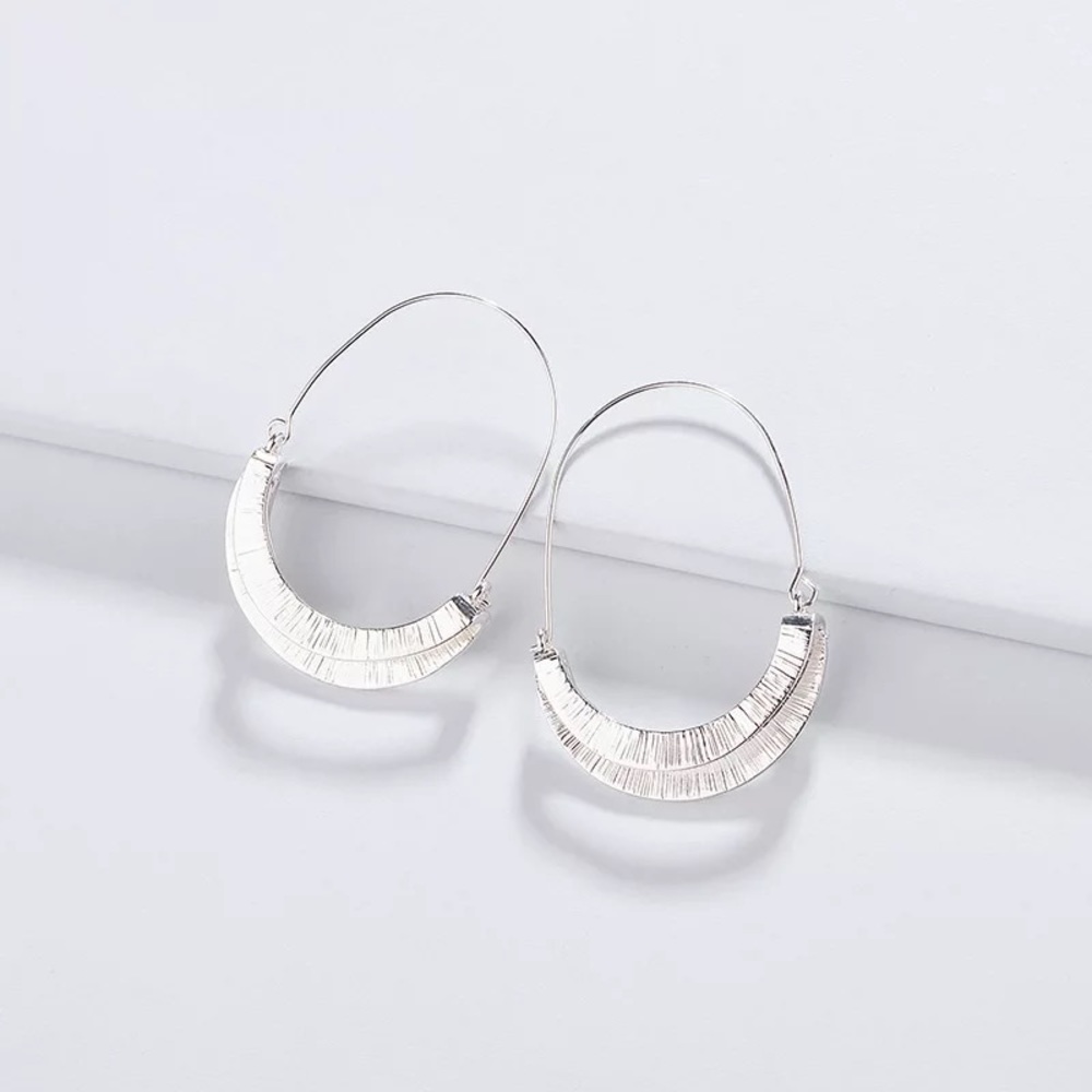 Fold Over Hammered Earrings Silver Tone Crescent